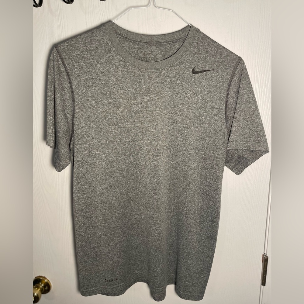Nike Dri Fit Legend Tee
